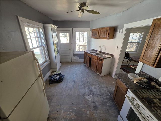 508 Liggett Ave, Monongahela, PA 15063