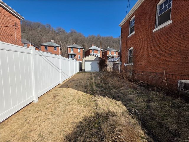 508 Liggett Ave, Monongahela, PA 15063