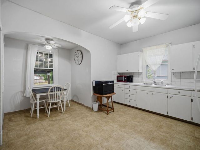 2618 N Stevens St, Spokane, WA 99205