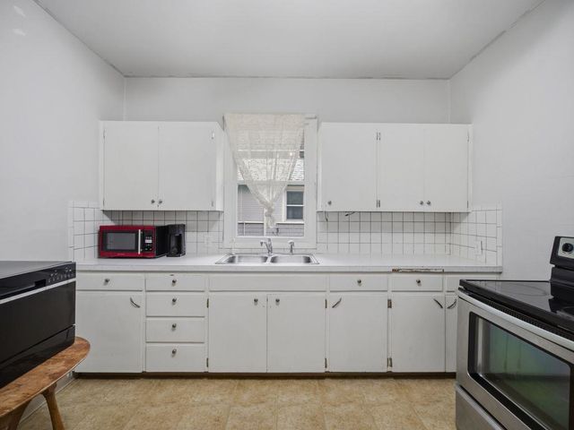2618 N Stevens St, Spokane, WA 99205