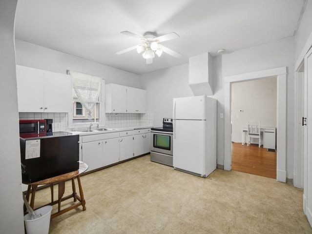 2618 N Stevens St, Spokane, WA 99205