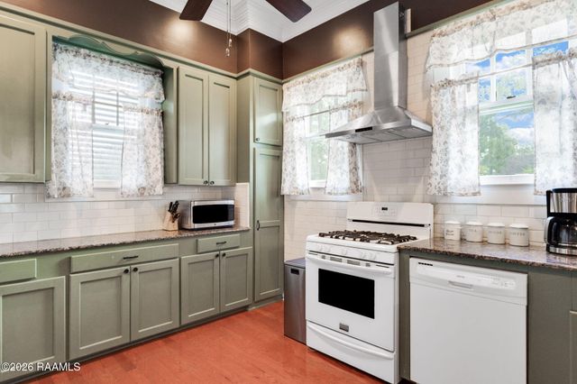 625 E 2nd Street, Crowley, LA 70526