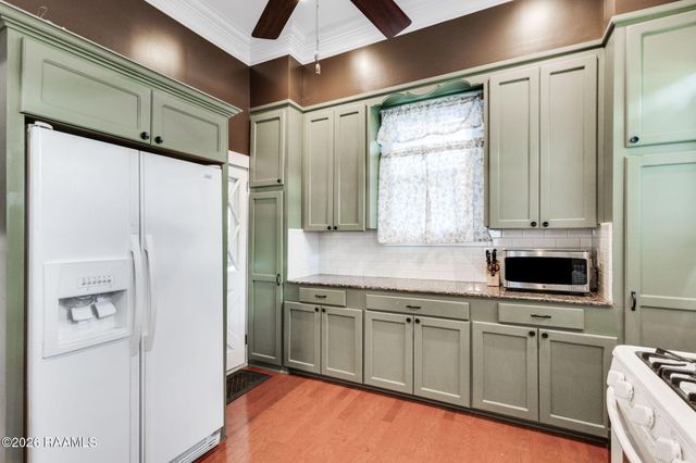 625 E 2nd Street, Crowley, LA 70526