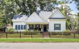 625 E 2nd Street, Crowley, LA 70526