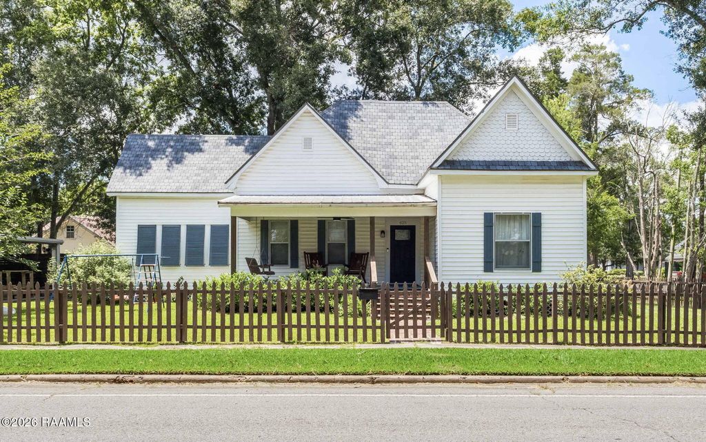 625 E 2nd Street, Crowley, LA 70526