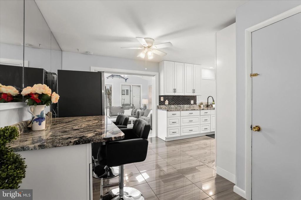 Image 14 of property listing at 1309 TANEY AVE, Frederick, MD 21702