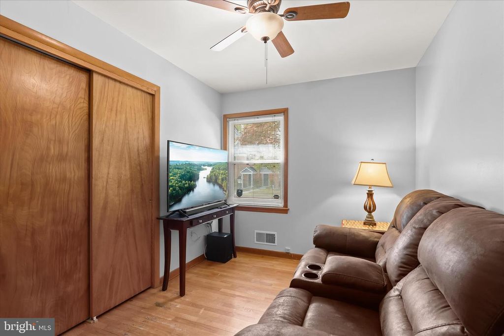 Image 23 of property listing at 1309 TANEY AVE, Frederick, MD 21702