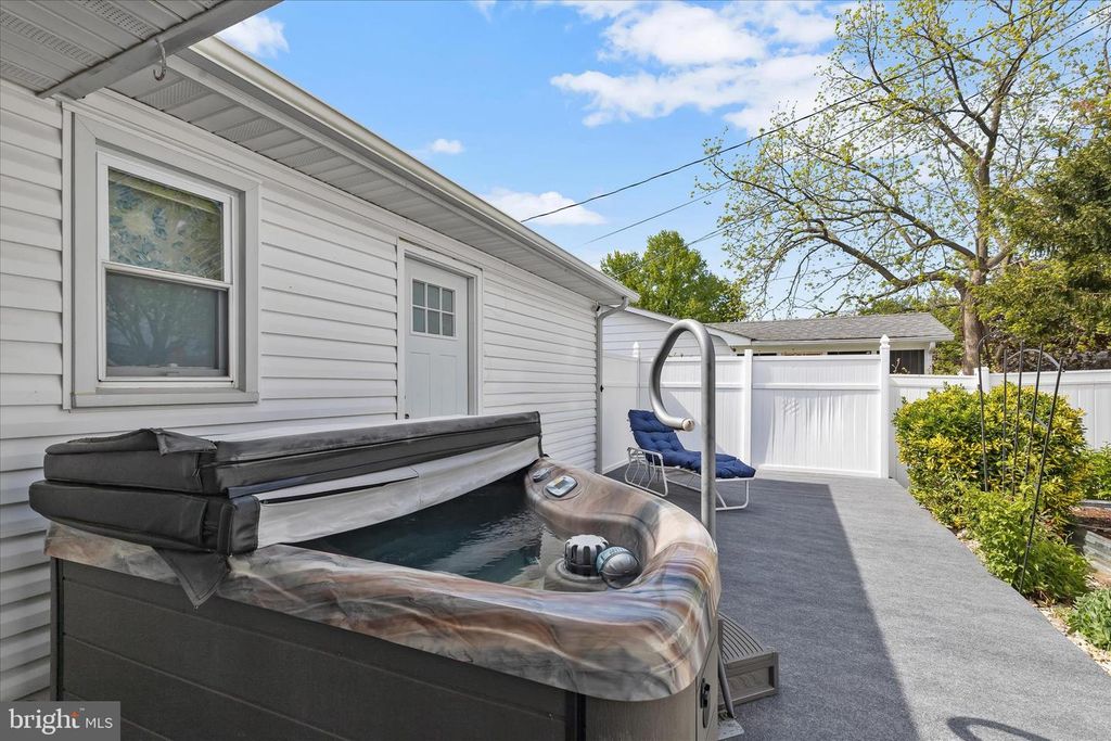 Image 39 of property listing at 1309 TANEY AVE, Frederick, MD 21702