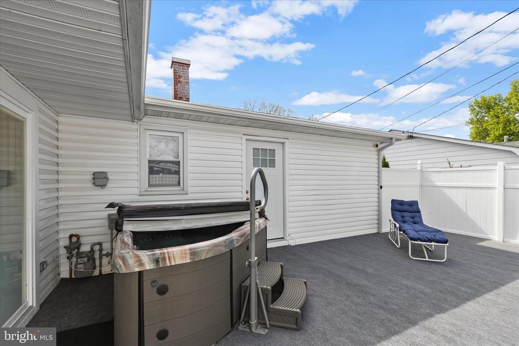 Image 40 of property listing at 1309 TANEY AVE, Frederick, MD 21702