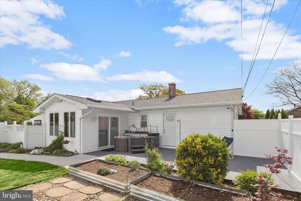 Image 43 of property listing at 1309 TANEY AVE, Frederick, MD 21702