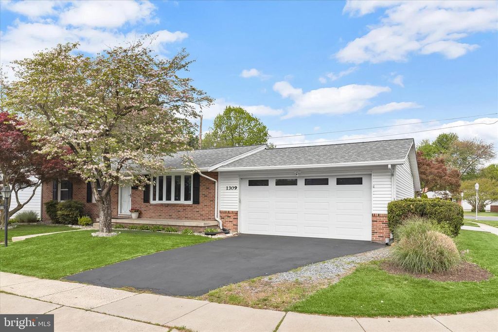 Image 45 of property listing at 1309 TANEY AVE, Frederick, MD 21702