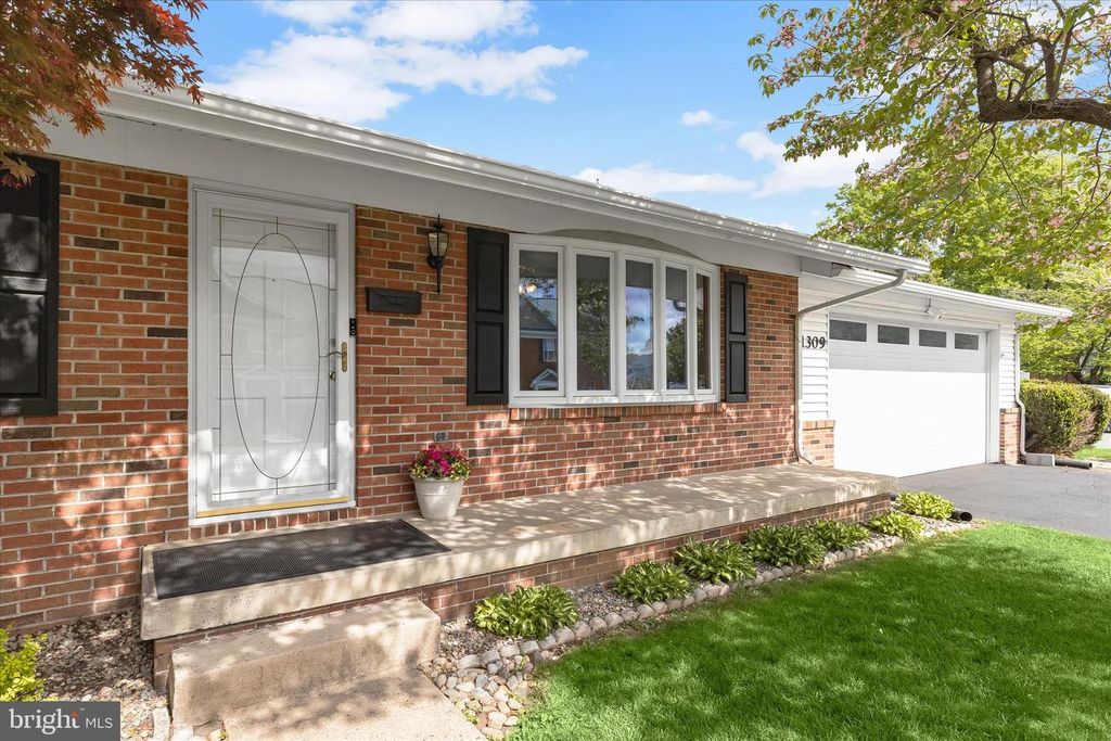 Image 46 of property listing at 1309 TANEY AVE, Frederick, MD 21702