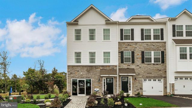 317 LANTERN COURT, Sellersville, PA 18960