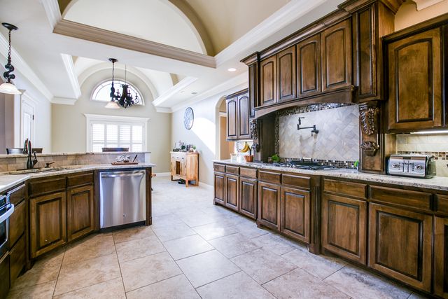 1009 Ashford Drive, San Angelo, TX 76901