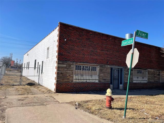 17605 Filer Street, Detroit, MI 48212