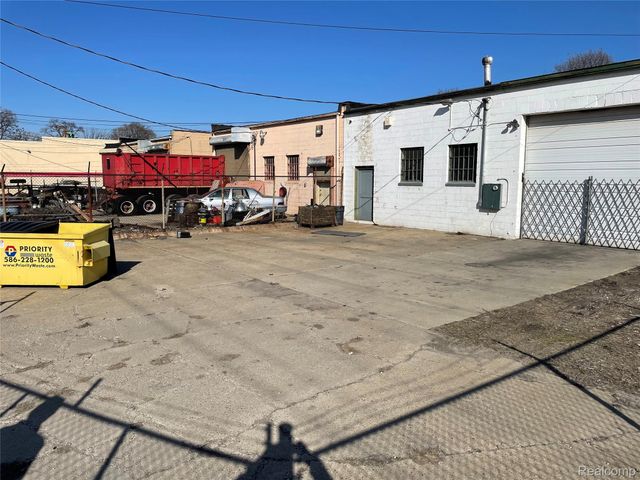 17605 Filer Street, Detroit, MI 48212