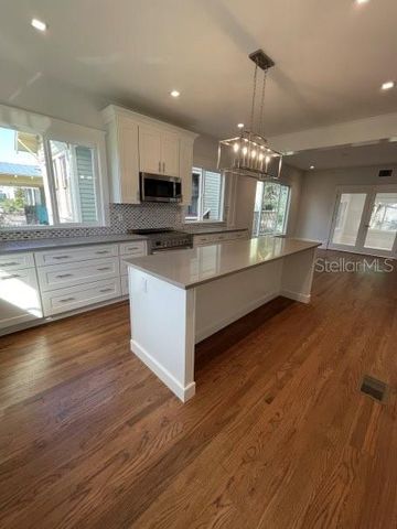 446 RUTH LANE, Orlando, FL 32801