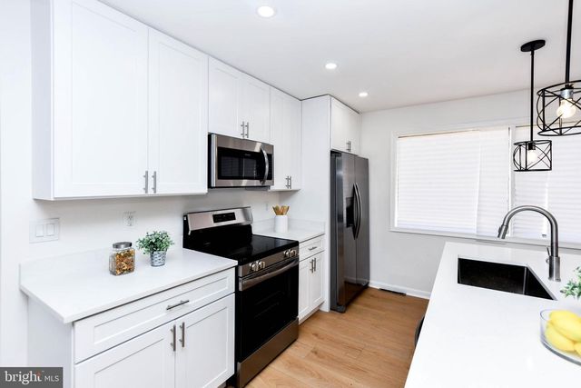 6008 MIDDLETON LN, Temple Hills, MD 20748