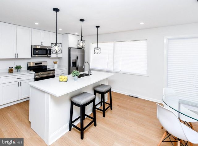 6008 MIDDLETON LN, Temple Hills, MD 20748