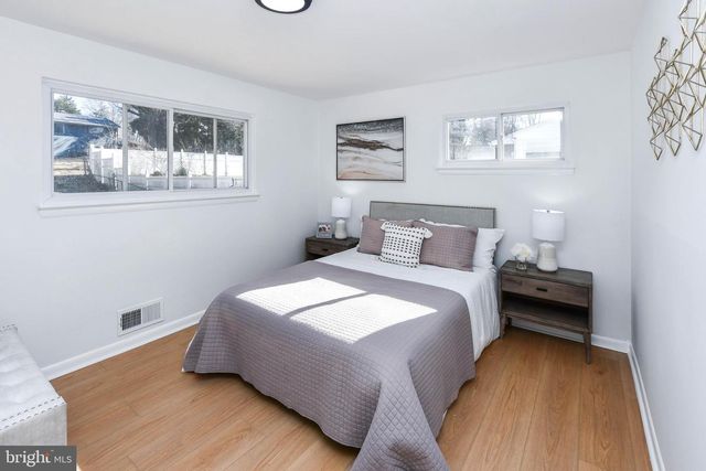 6008 MIDDLETON LN, Temple Hills, MD 20748