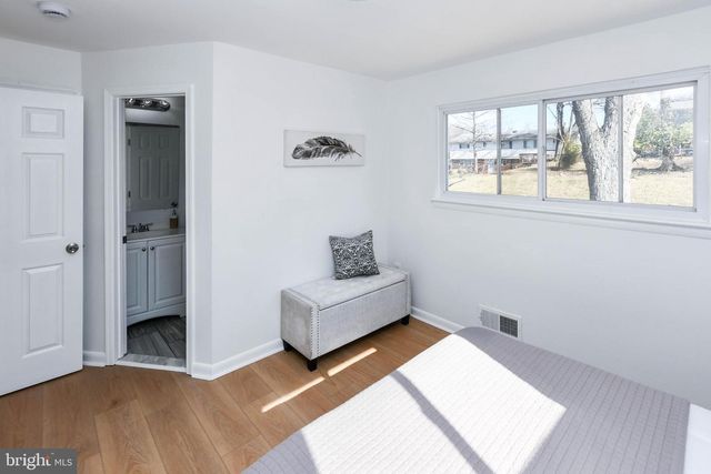 6008 MIDDLETON LN, Temple Hills, MD 20748