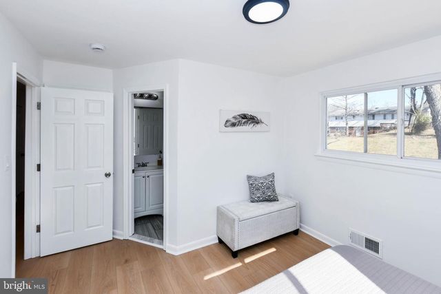 6008 MIDDLETON LN, Temple Hills, MD 20748