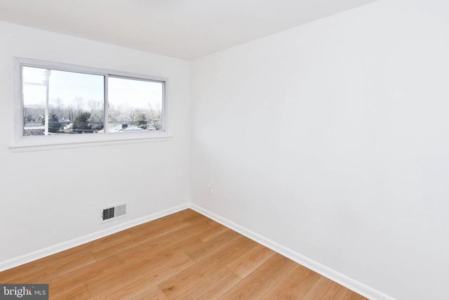 6008 MIDDLETON LN, Temple Hills, MD 20748