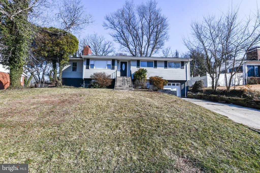 6008 MIDDLETON LN, Temple Hills, MD 20748