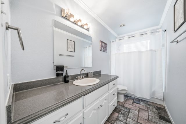 129 Lemley Lane, Waco, TX 76705