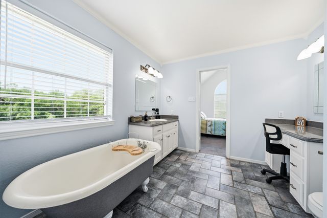 129 Lemley Lane, Waco, TX 76705