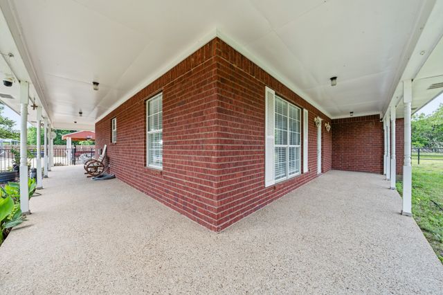 129 Lemley Lane, Waco, TX 76705