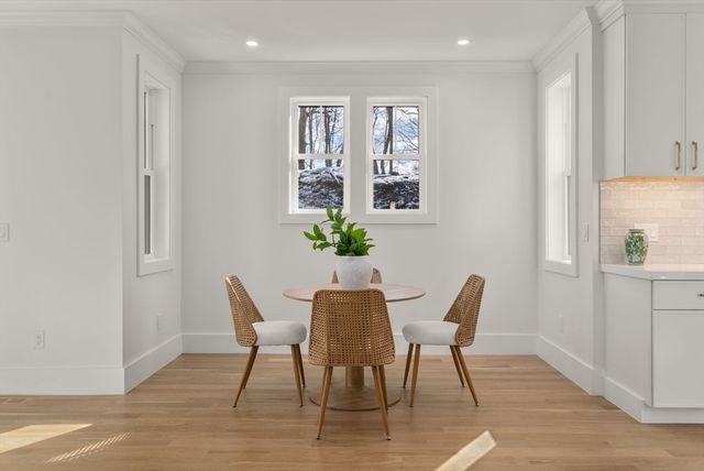 72 Valley Rd, Needham, MA 02492