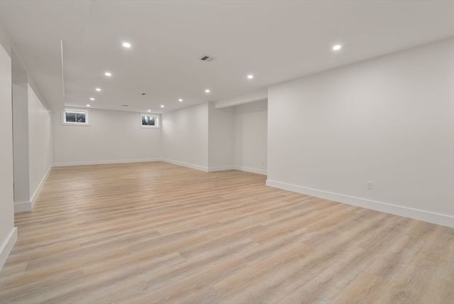 72 Valley Rd, Needham, MA 02492