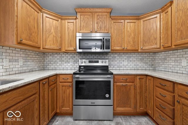 1711 Lafayette Avenue 23, Lebanon, IN 46052