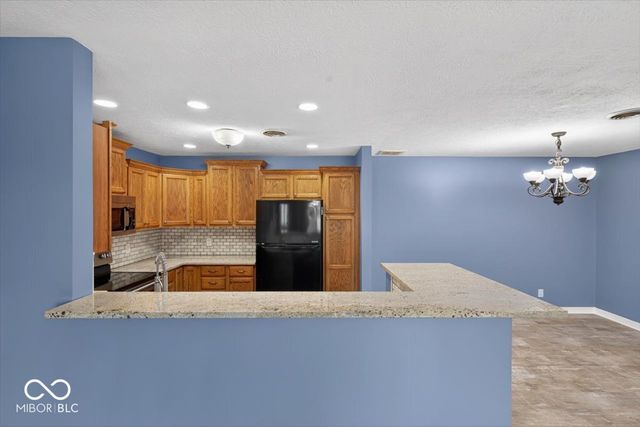 1711 Lafayette Avenue 23, Lebanon, IN 46052