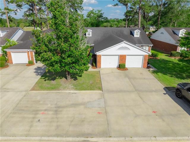 822 St Mary's Drive, Waycross, GA 31501