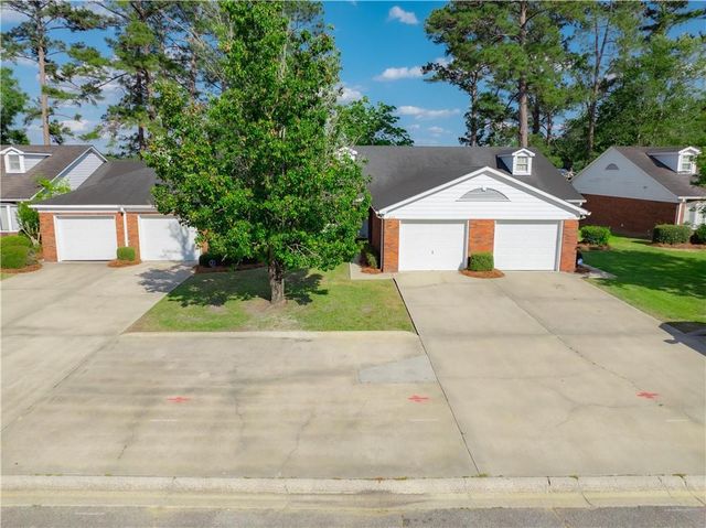 822 St Mary's Drive, Waycross, GA 31501