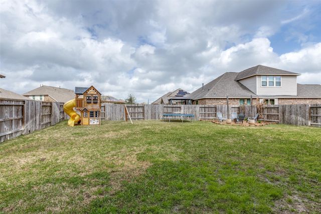 2704 Spring Canyon Drive, League City, TX 77573