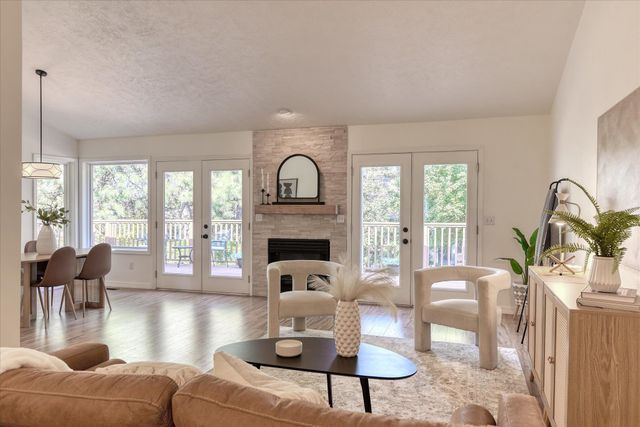 4420 E 51st Ln, Spokane, WA 99223