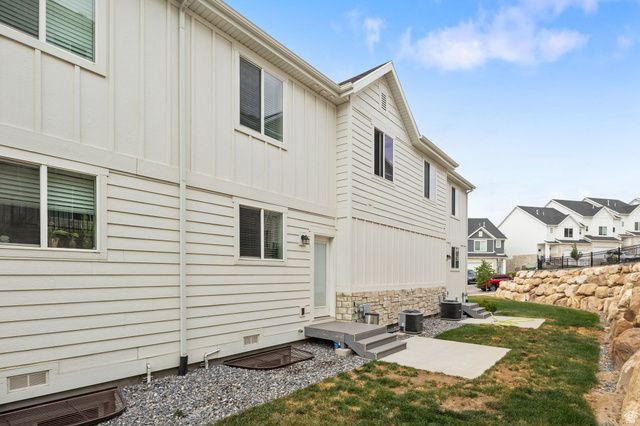 1016 W SHADOW LN, Lehi, UT 84048