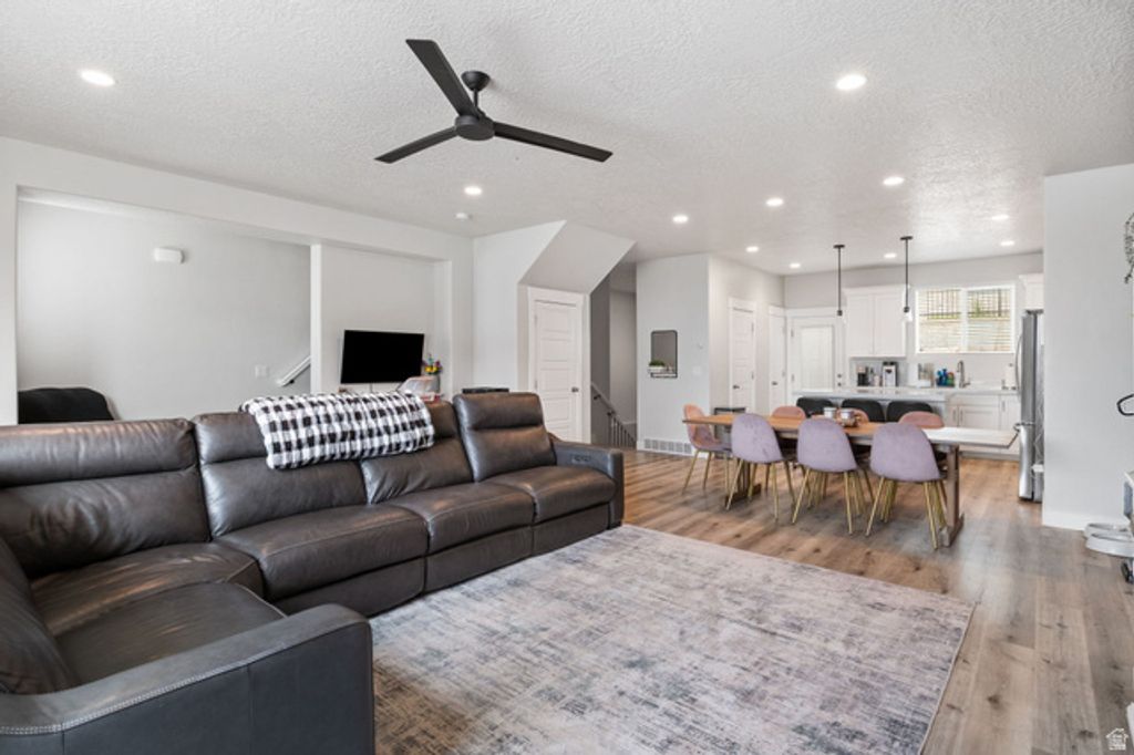 1016 W SHADOW LN, Lehi, UT 84048 — photo 5