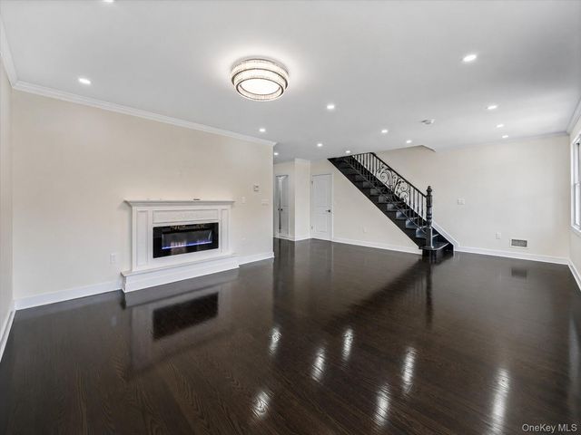 8341 Little Neck Parkway, Glen Oaks, NY 11004
