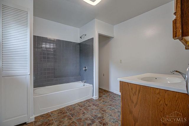 8131 Thomas Road, Madison Twp, OH 45042