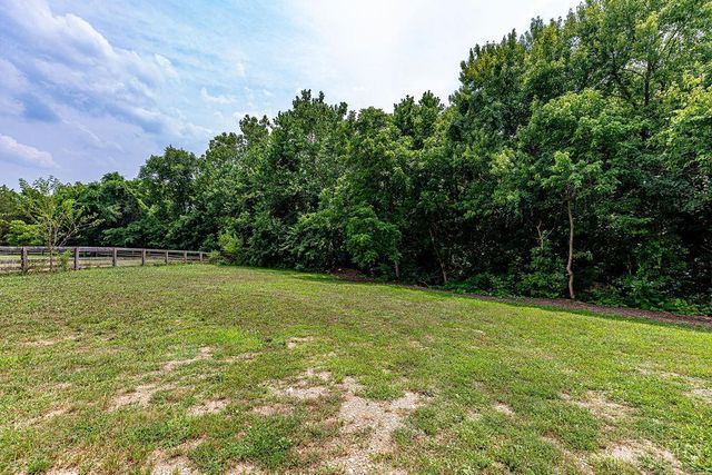 8131 Thomas Road, Madison Twp, OH 45042