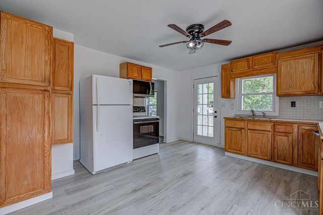 8131 Thomas Road, Madison Twp, OH 45042