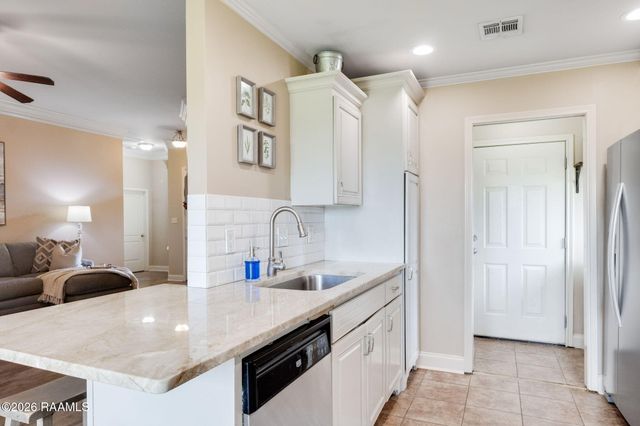 120 Troubadore Drive, Youngsville, LA 70592