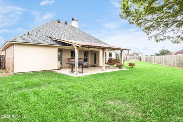 120 Troubadore Drive, Youngsville, LA 70592