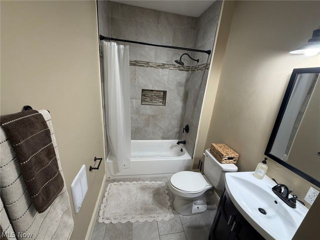 3186 Euclid Heights Boulevard 1, Cleveland Heights, OH 44118