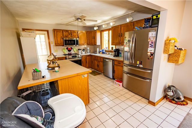 61 Ravena Avenue, East Providence, RI 02915
