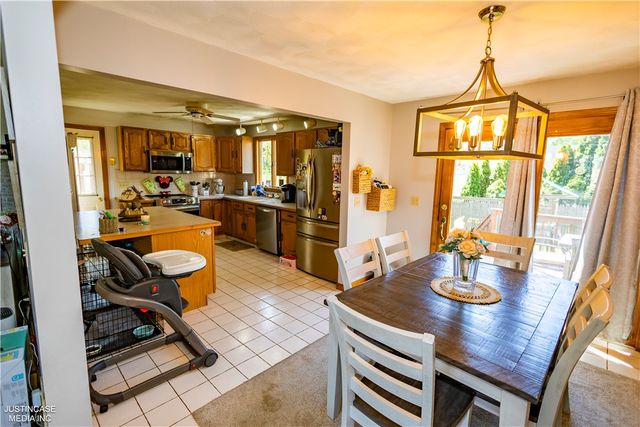61 Ravena Avenue, East Providence, RI 02915